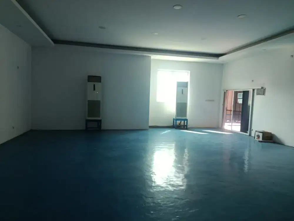 Gudang Komersial LT 284,4 M² Di Kawasan Bizpark Cakung