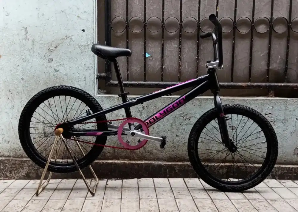 Sepeda BMX Custom Polygon 20 inc rem terpedo, harga pas.. Cipinang