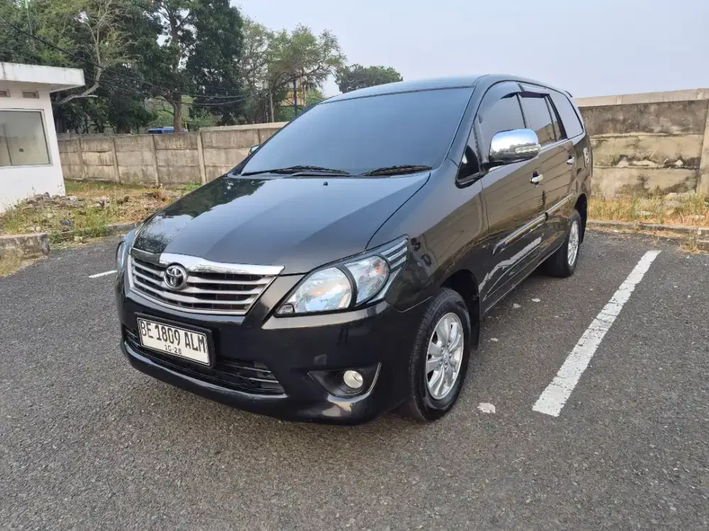 TOYOTA INNOVA G 2.0 2012
