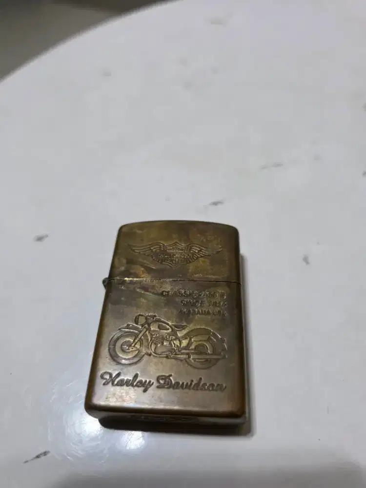 Dijual zippo harley davidson warna emas antik