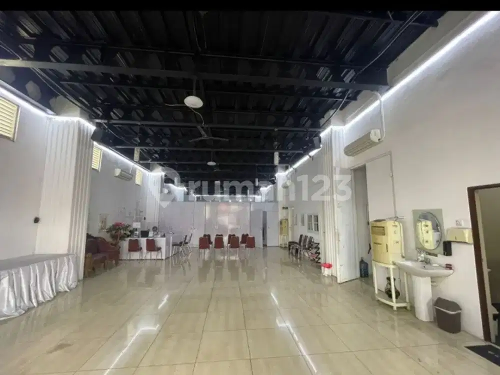 Disewakan / Dijual - Ruko Lokasi Premium Narogong, Rawalumbu, Bekasi