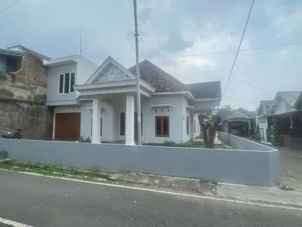 RUMAH 2 LANTAI DI KEDUNGKANDANG, KOTA MALANG.MLG00208