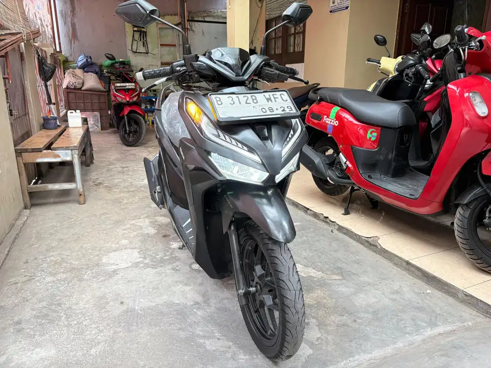 KM 28K HONDA VARIO 125 CBS ISS 2020 BISA TT 2019 DI CILEDUG HARGA PAS