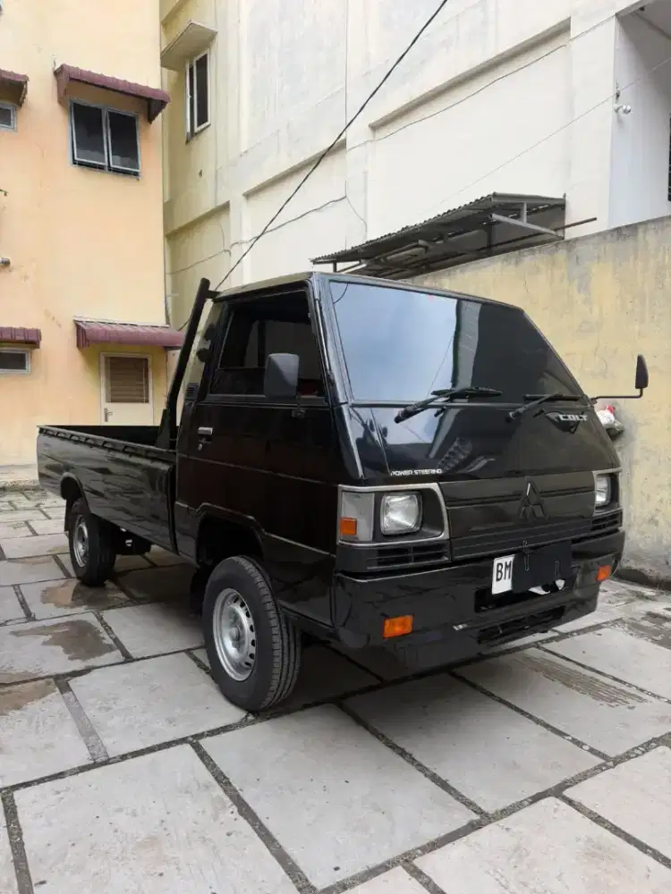 Mitsubishi L300 L 300 Pick Up 2025