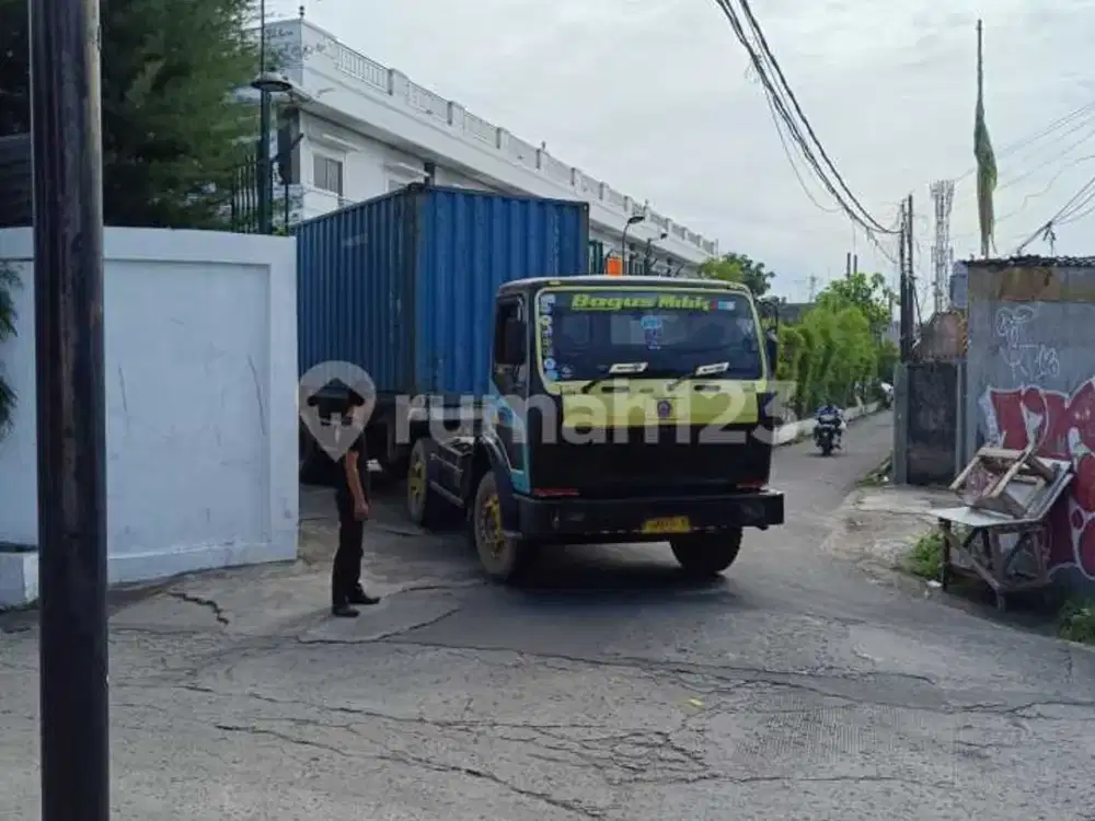 Akses Container 20F