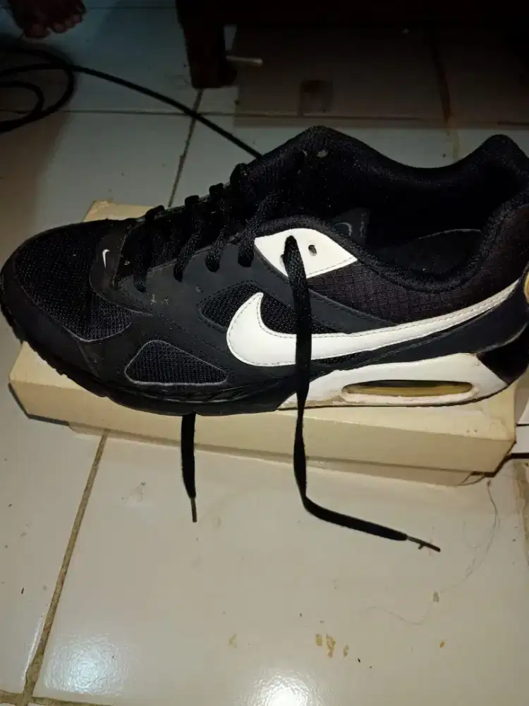 Bundling Nike & Onit