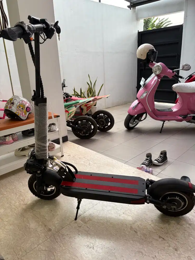 Scooter listrik max speed 40 km/jam
