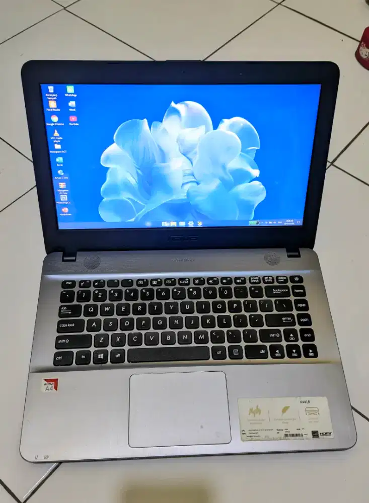 Laptop Asus Vivobook sudah SSD Normal siap pakai