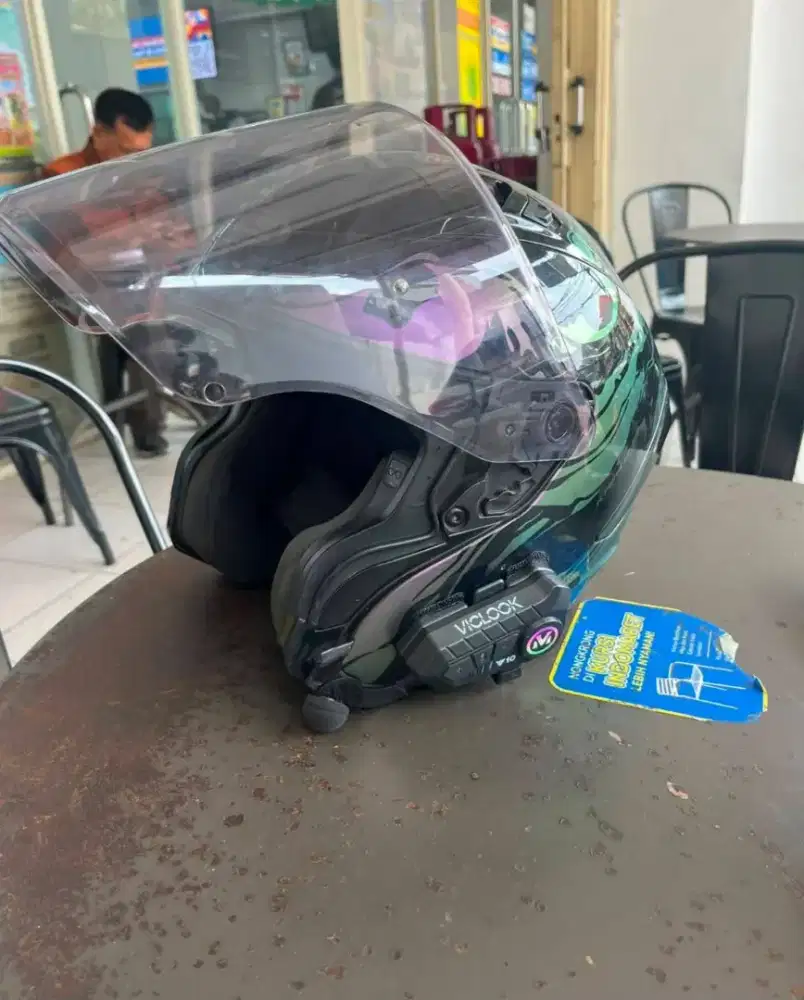 Helm njs keren banget
