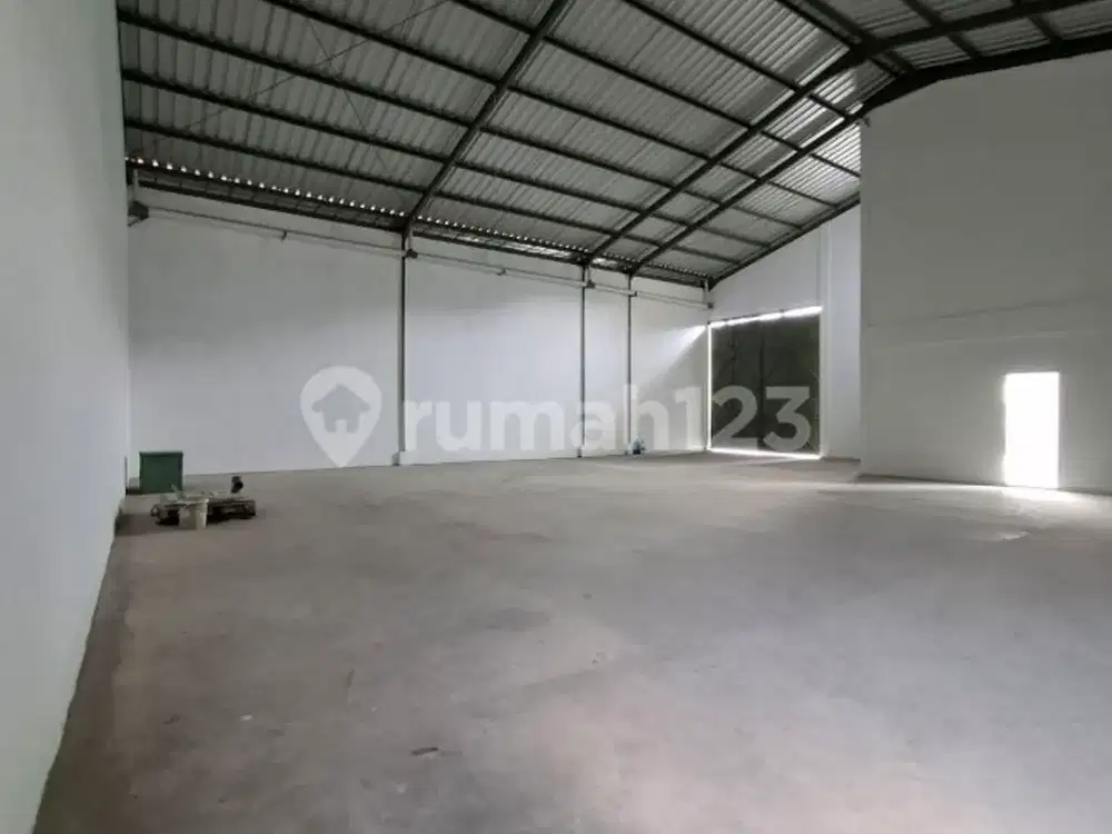 Gudang Dalam Kawasan Industri Tangerang