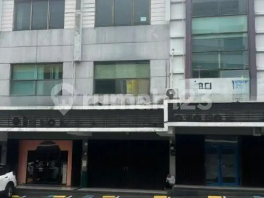 Ruko 4 Lantai Siap Pakai di Kota Tangerang Banten