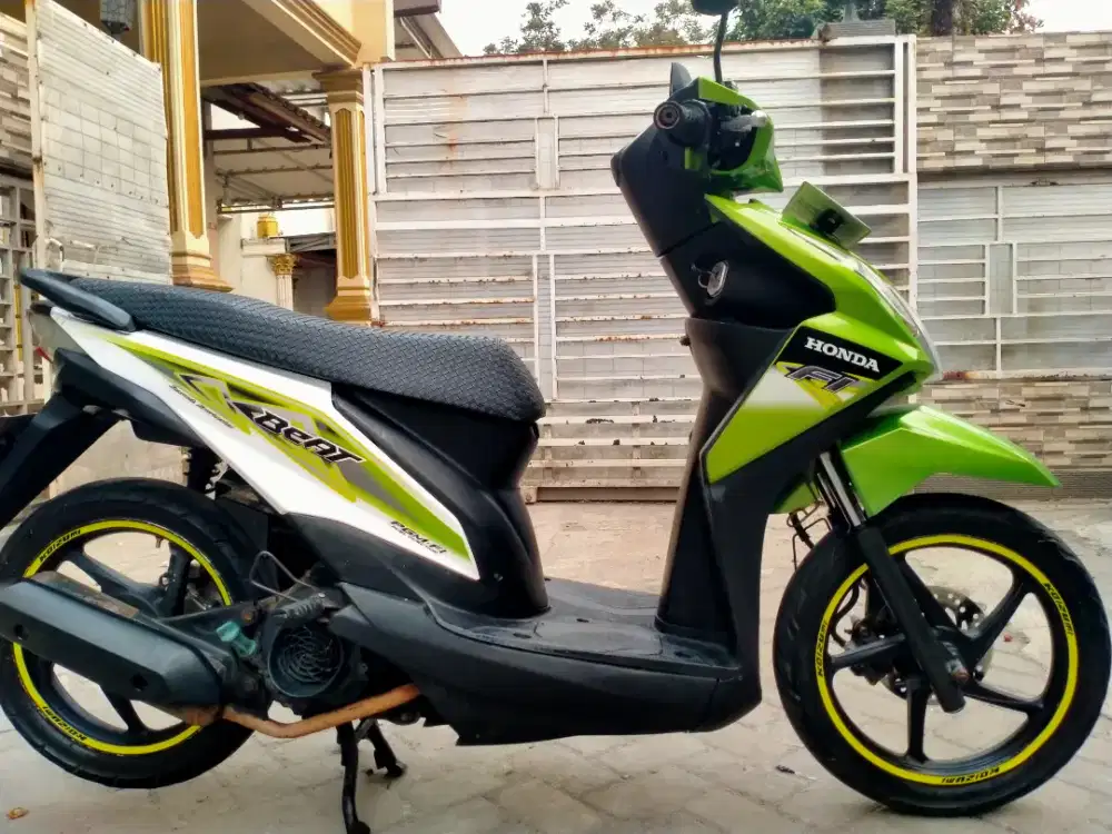 Honda Beat FI lengkap motor sehat walafiat keterangan detail dibawah