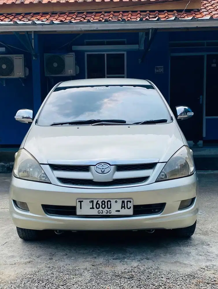 Innova V matic Bensin 2007