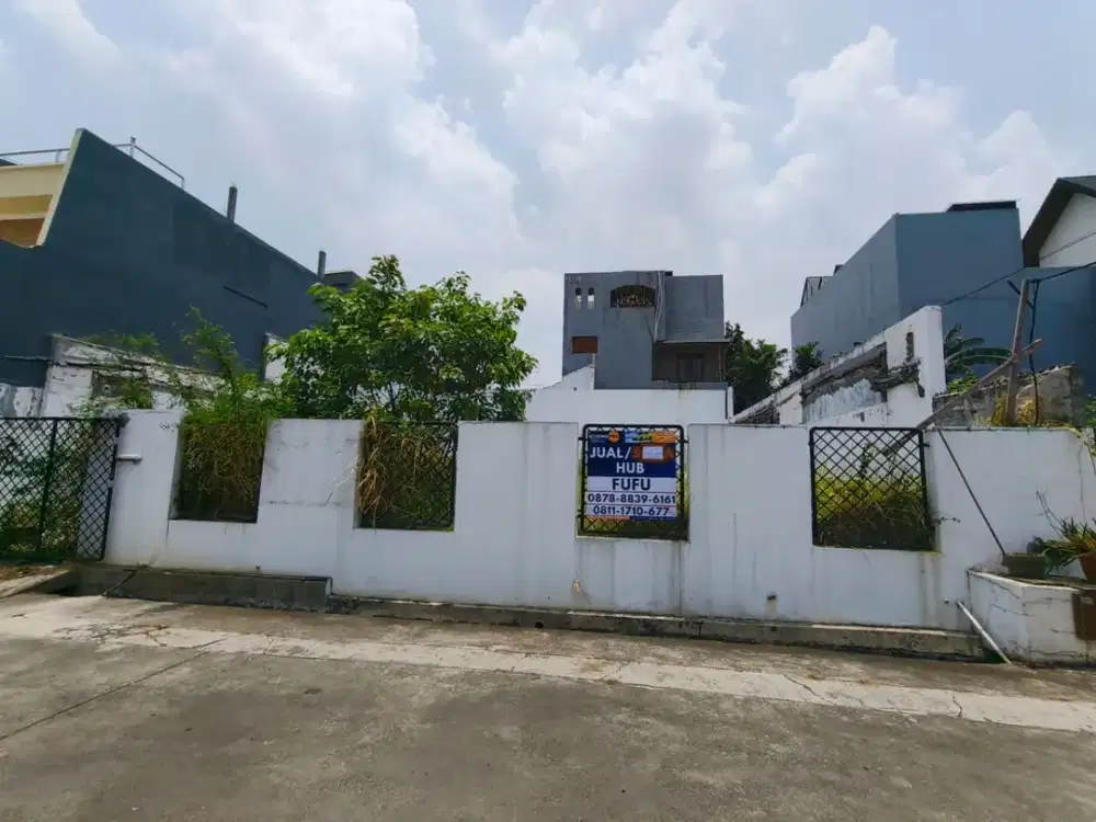 Dijual Rumah Tua /  Kavling ada 2 kavling. Di  Kelapa Puyuh - Kelapa Gading.