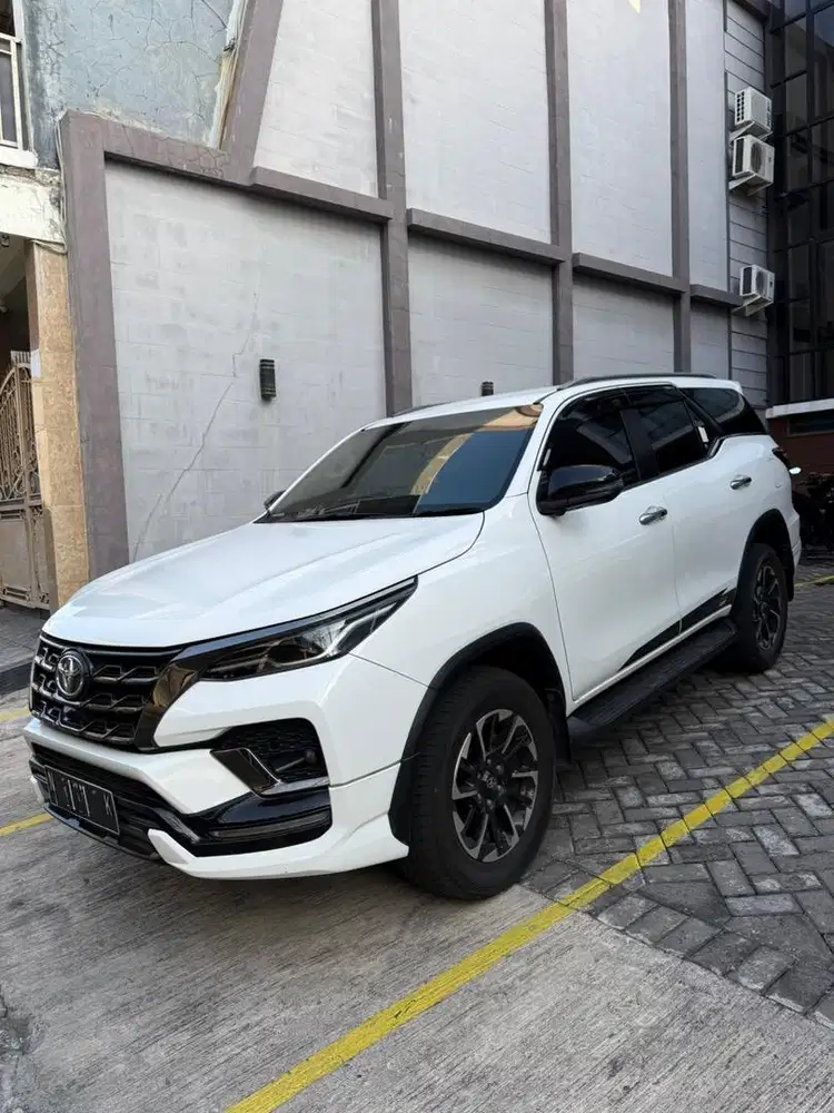 Toyota Fortuner 2.8 GR Sport 2022