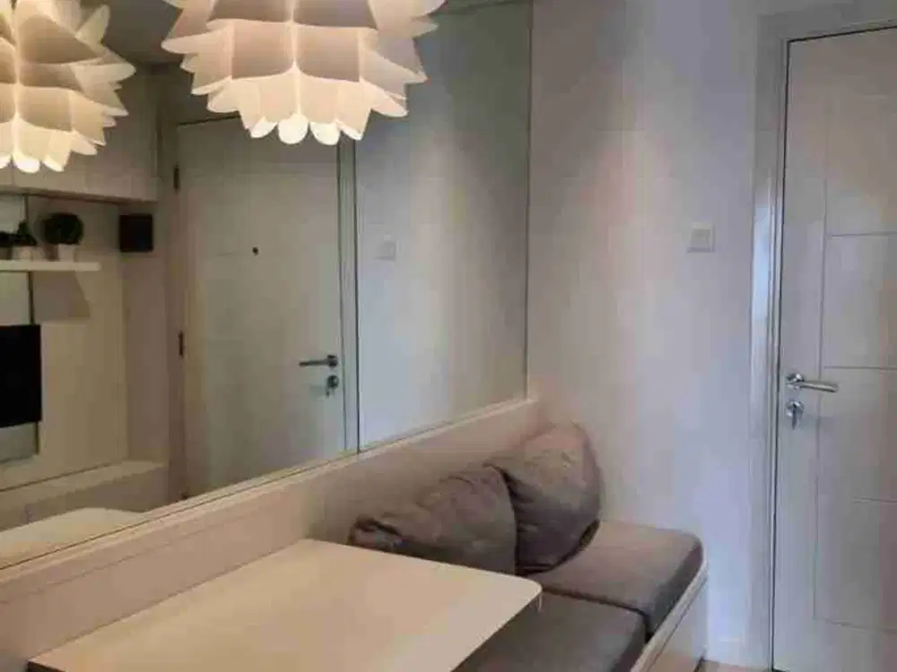Jual Unit Apartemen Madison Park Tanjung Duren Tipe 2BR jadi 1 BR Furnished dan Middle Floor