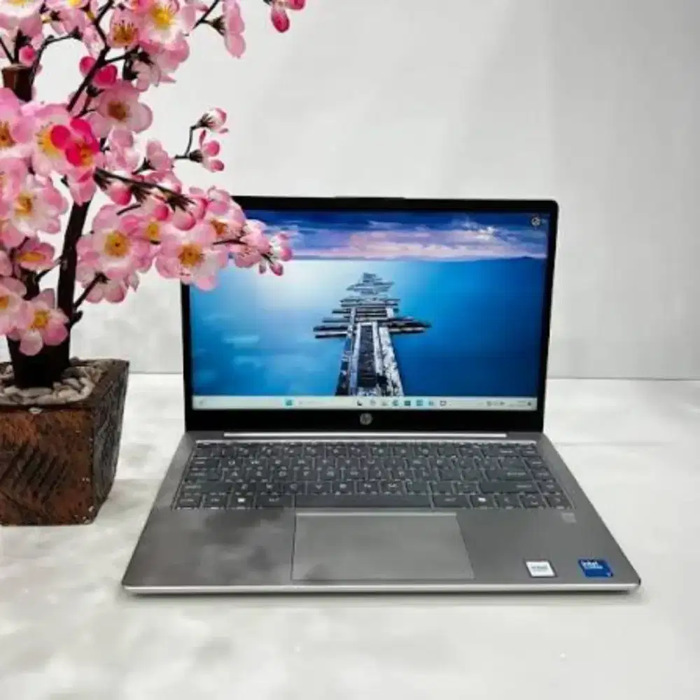 hp 14 core 5 120u Ram 16/512Ssd (EX.DISPLAY)