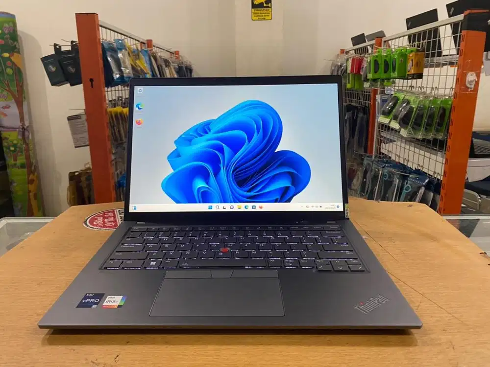 Lenovo ThinkPad T14S G3 Core i7Gen12 Ram 16GB SSD 256GB Touchscren