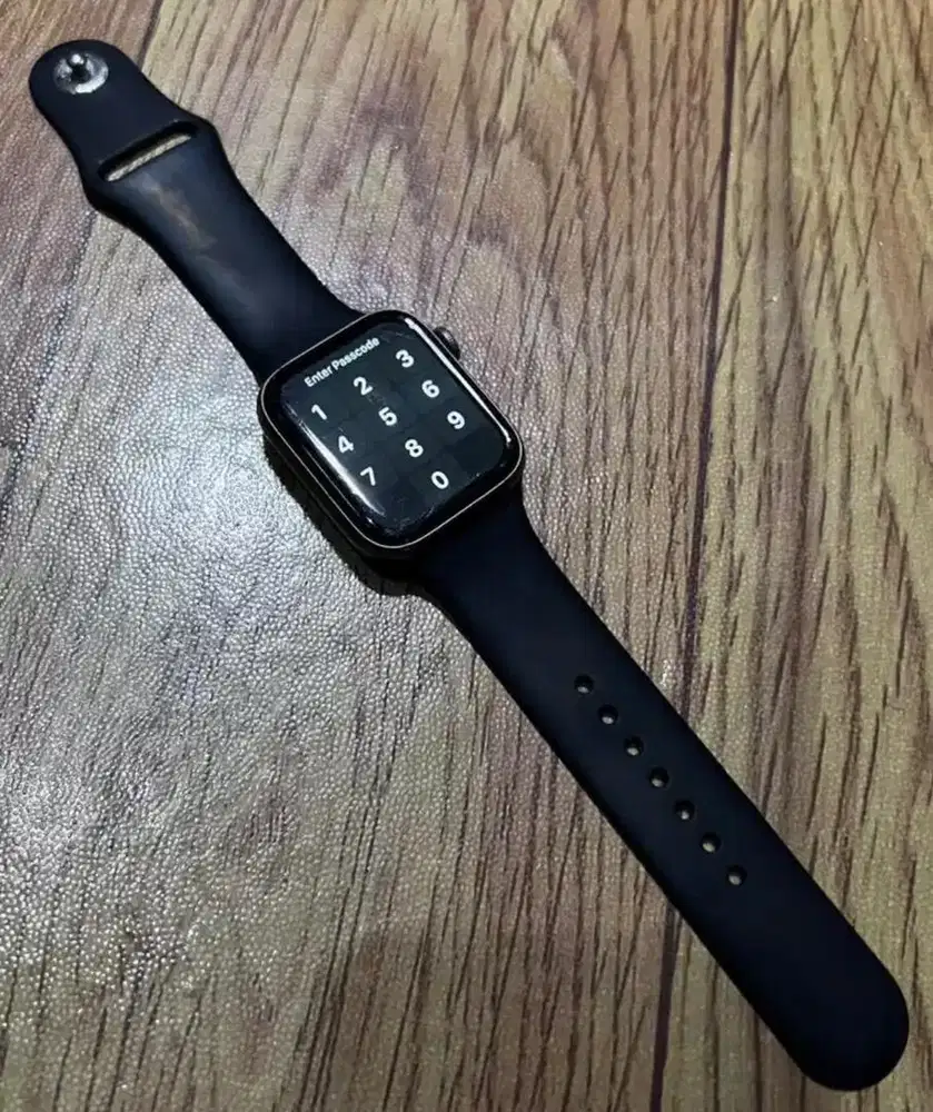 Apple Watch Series 5 44mm Space Gray