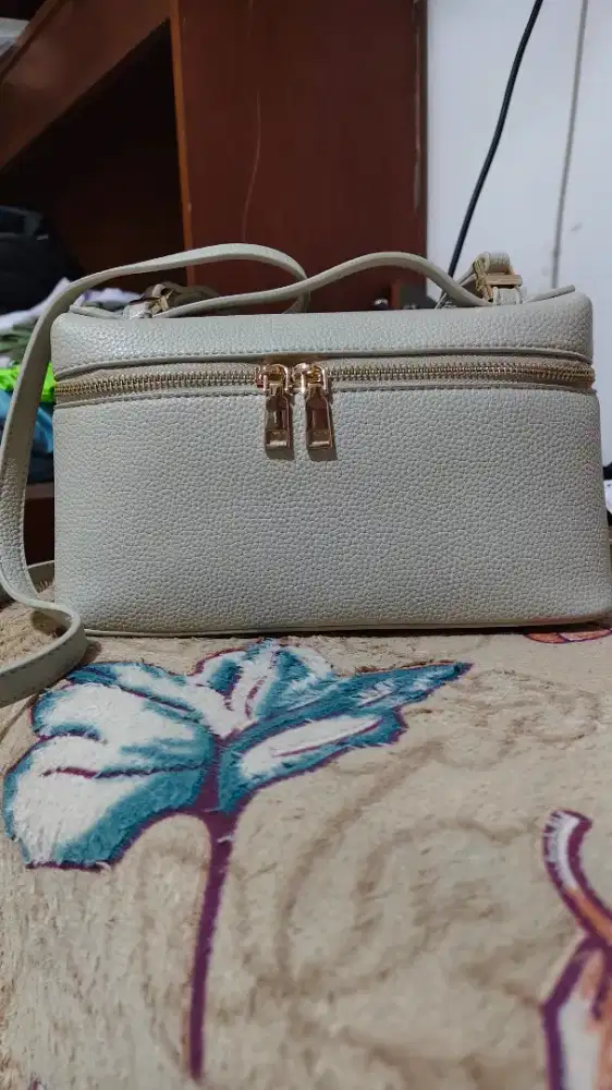 Tas wanita chrissie