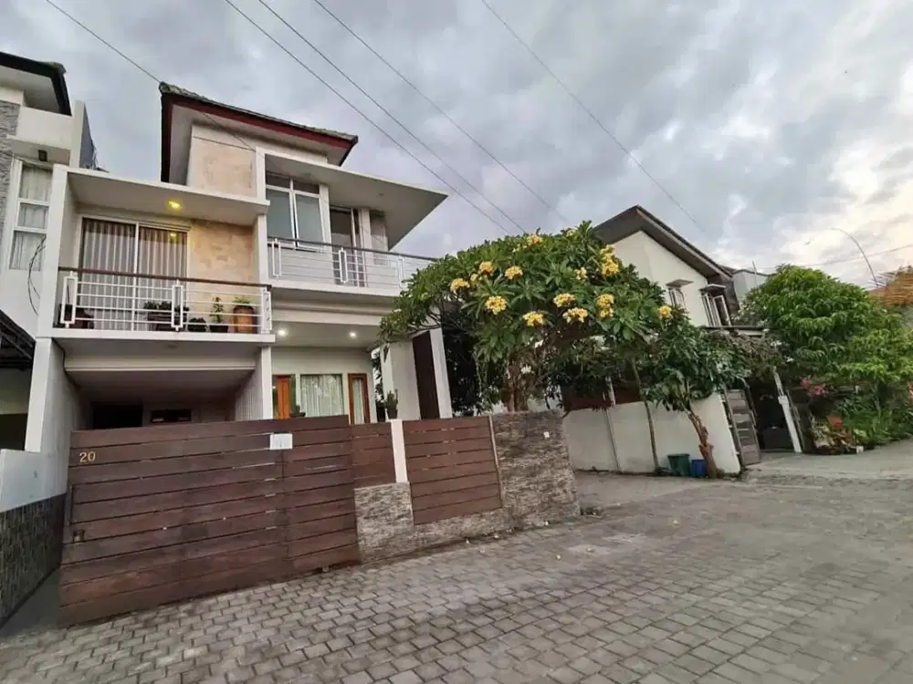 Rumah tukad badung renon denpasar bali