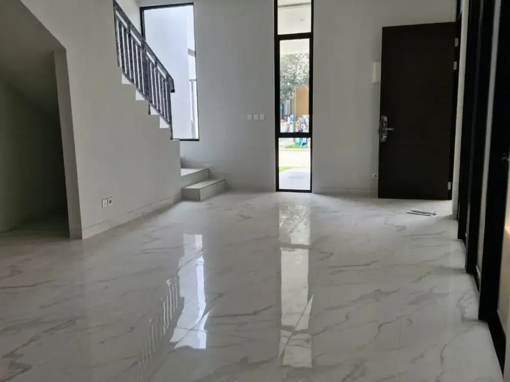 Disewakan Rumah Pik2 Uk 8X15 Dekat Patung Naga 2 Lantai