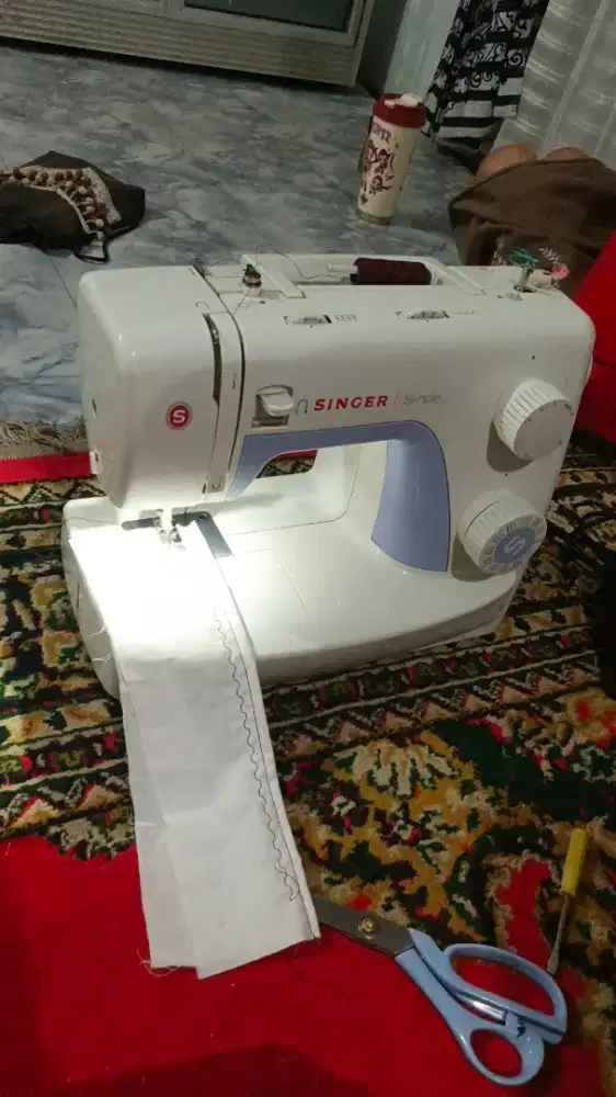 Mesin jahit singer portable