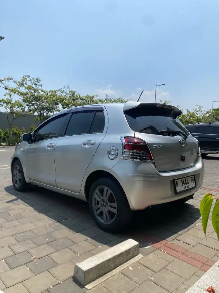 Yaris 2010 M/T Type J