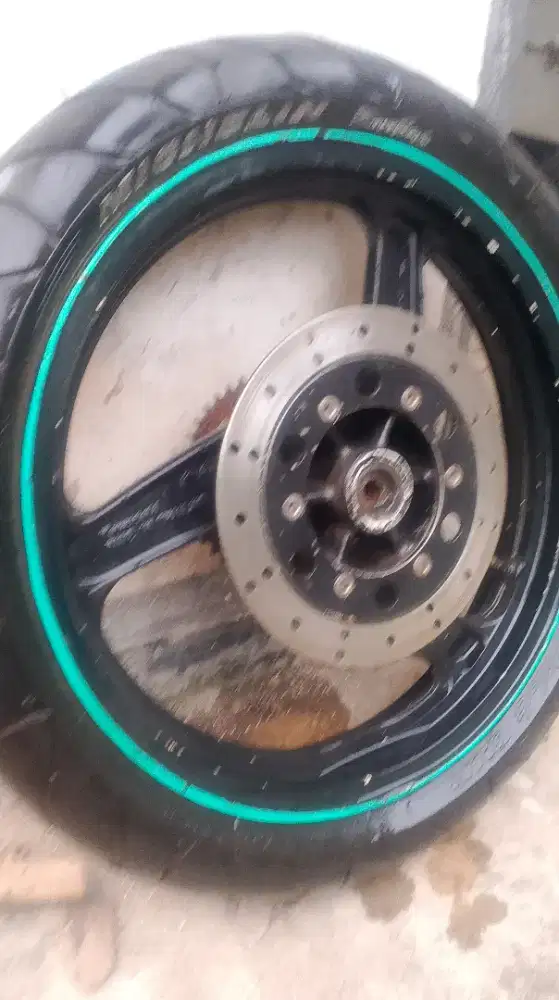 Jual pelek ban belakang kawasaki ninja RR