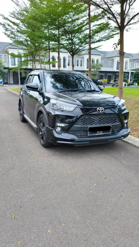 Raize 1.0 Turbo Tahun 2022 GR sport One tone