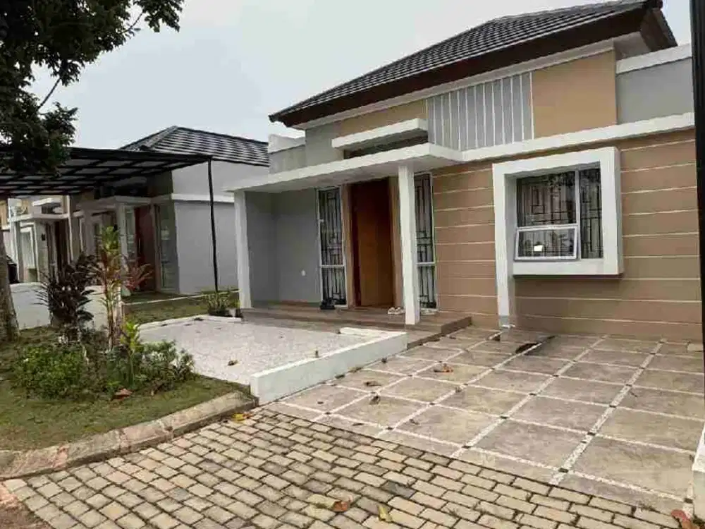 Rumah Hook di Queen Selebriti dekat Mall Botania 2