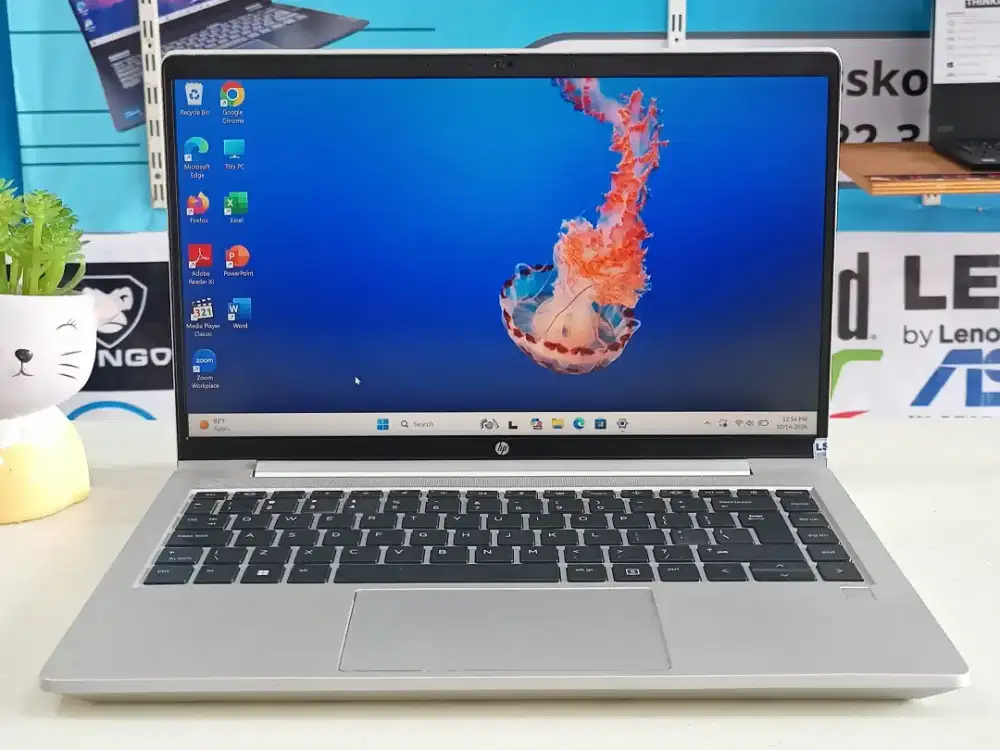 Laptop bekas Ho Elitebook 840 G9 Intel Core i5-Gen12 Ram 16 GB