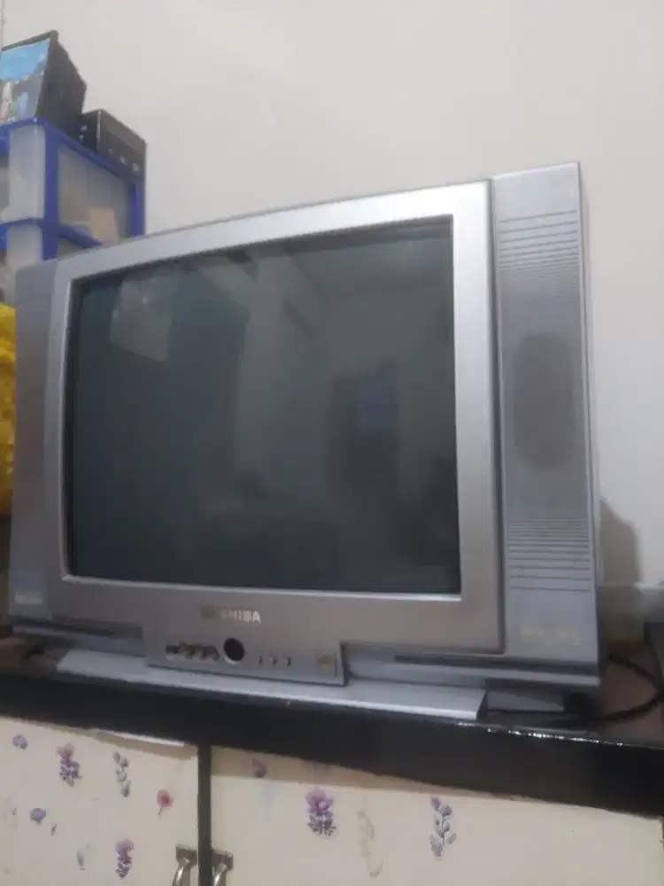 Jual tv  tabung TOSHIBA masih nyalah