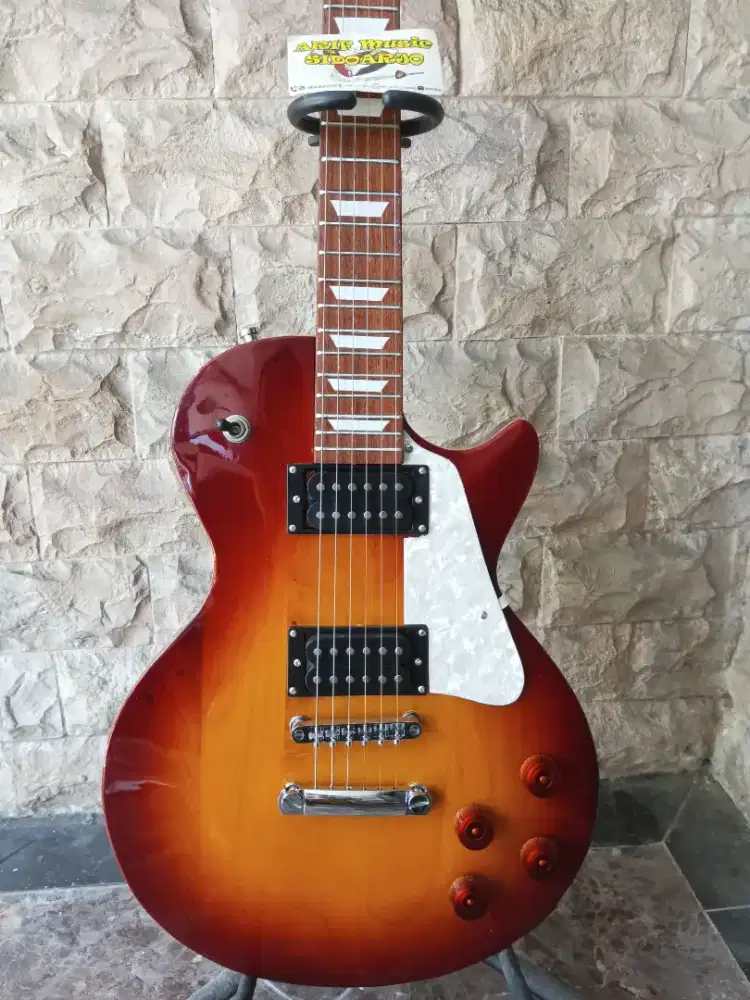 Gitar model LP sun burst Les paul