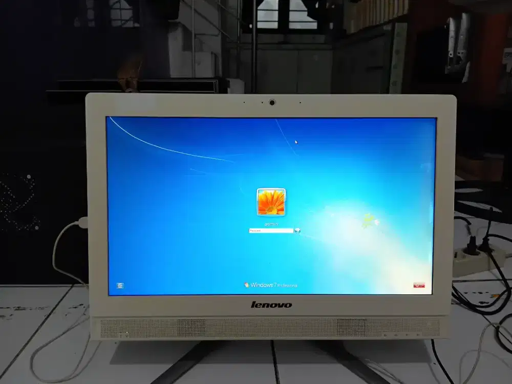 PC ALL IN ONE LENOVO 19inch