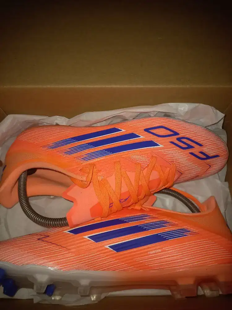 Sepatu Bola Adidas F50 Orange