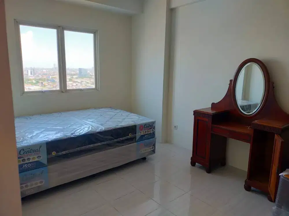 DISEWAKAN APARTEMEN PUNCAK DHARMAHUSADA TOWER A LANTAI 16 SEMI FURNISHED