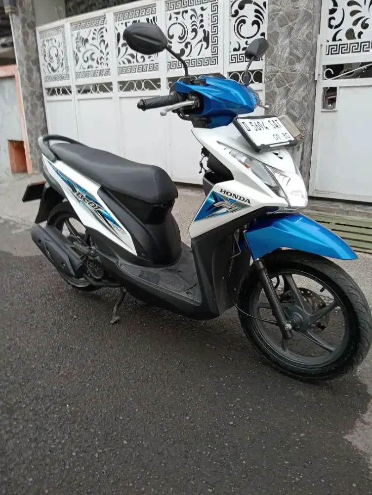 Jual cepet low km 30rb beat FI 2015