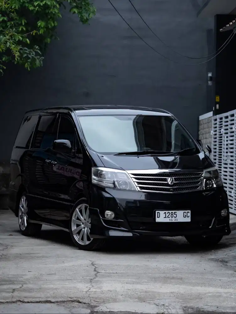 Toyota Alphard G premium sound AT 2006 hitam
