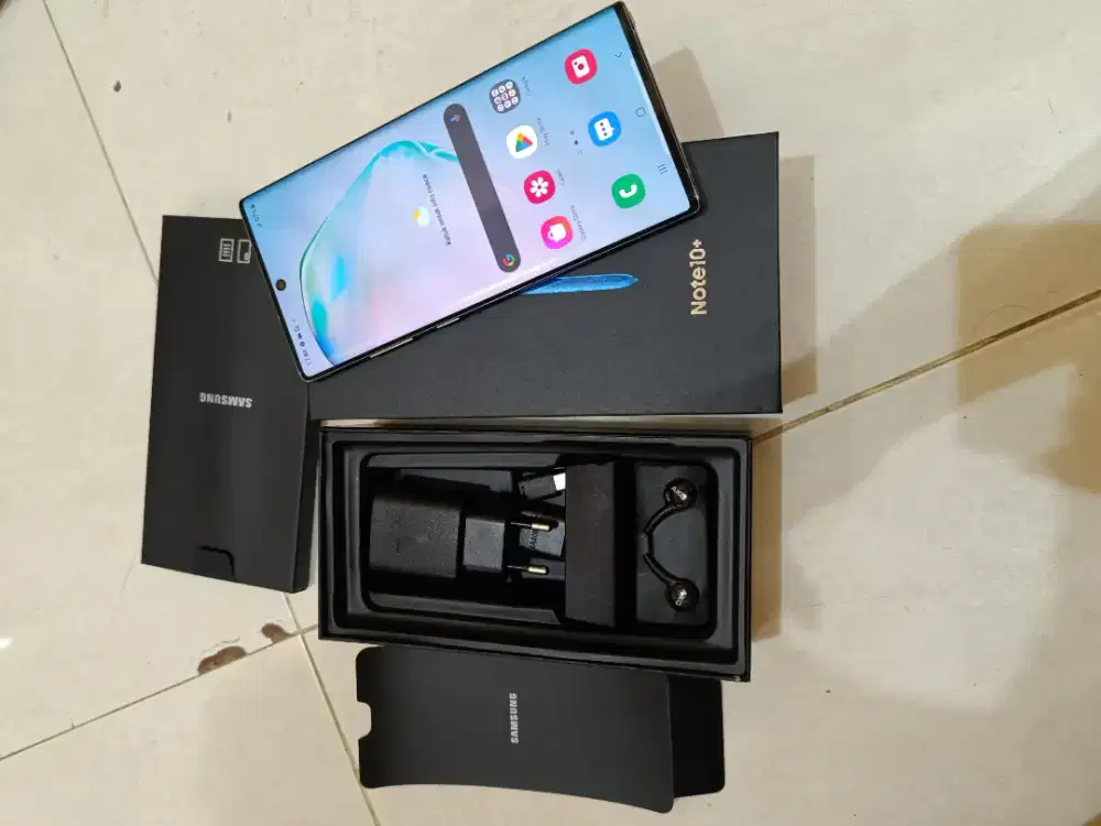 Samsung note 10+ 12/256 Sein fullst mlusss like new josss