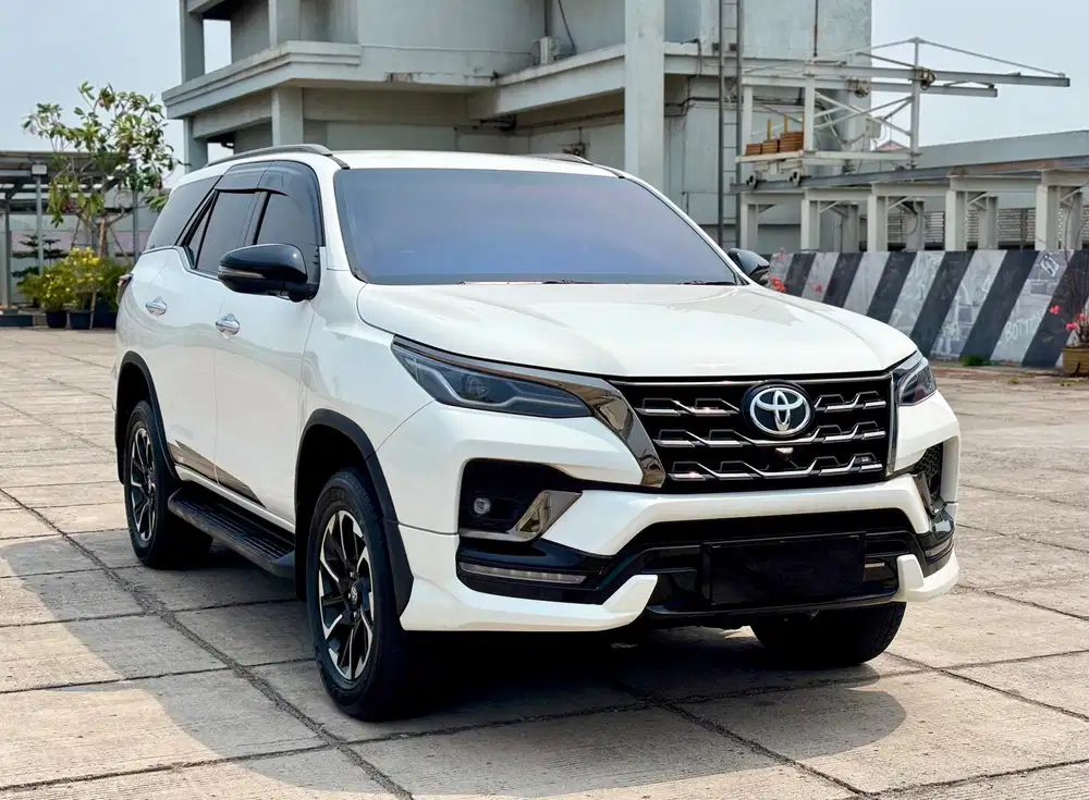 [LOW KM 20.000] TOYOTA FORTUNER GR SPORT 2022 PUTIH TT 2023 VRZ