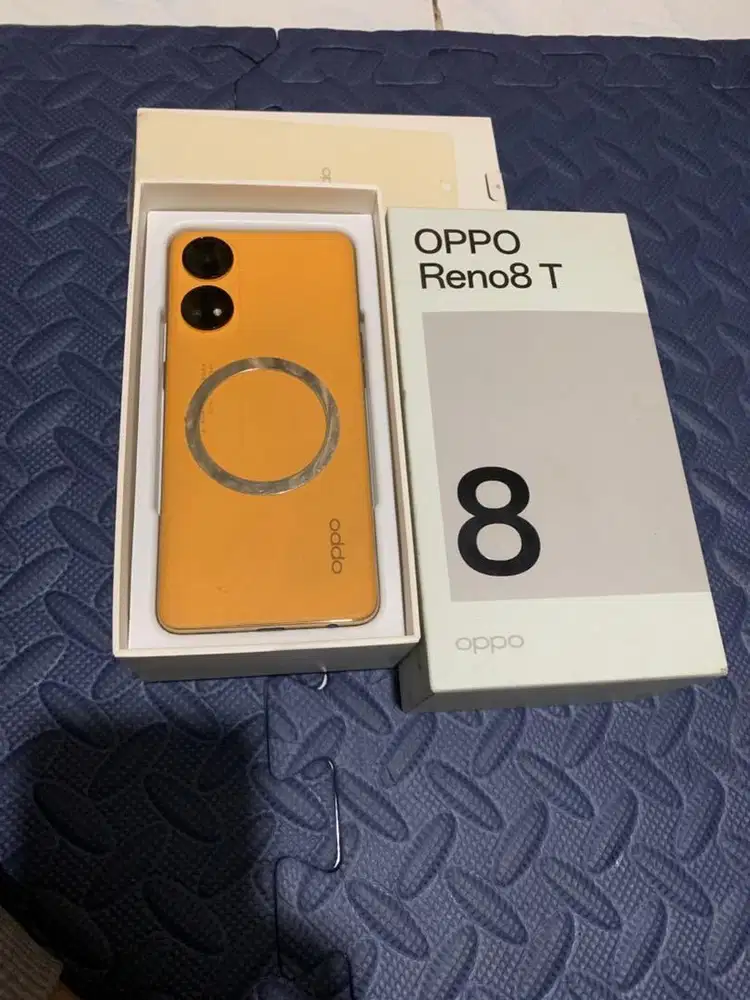 Oppo Reno 8T Orange 8/256gb resmi