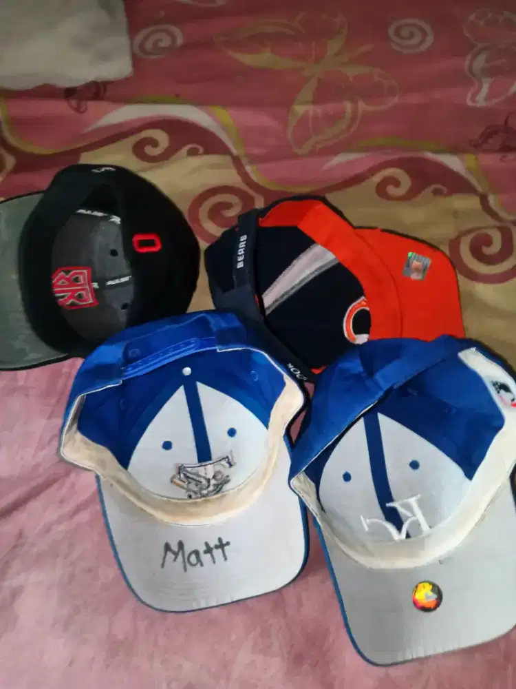 Topi second barang impor