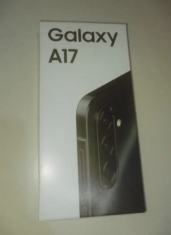 SAMSUNG GALAXY A17