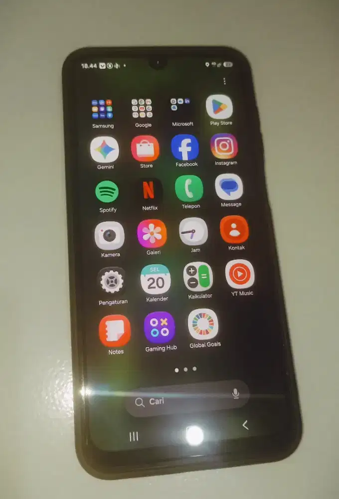 SAMSUNG GALAXY A17