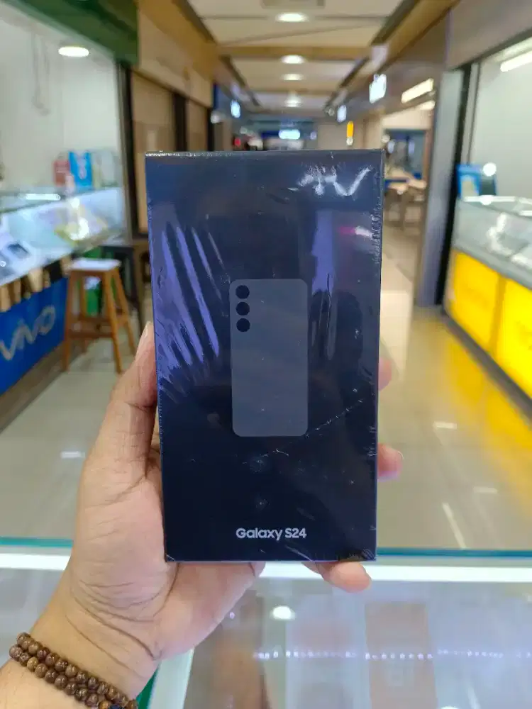 Samsung Galaxy S24 5G 8/256 Black NEW BNIB Garansi Resmi Ori SEIN
