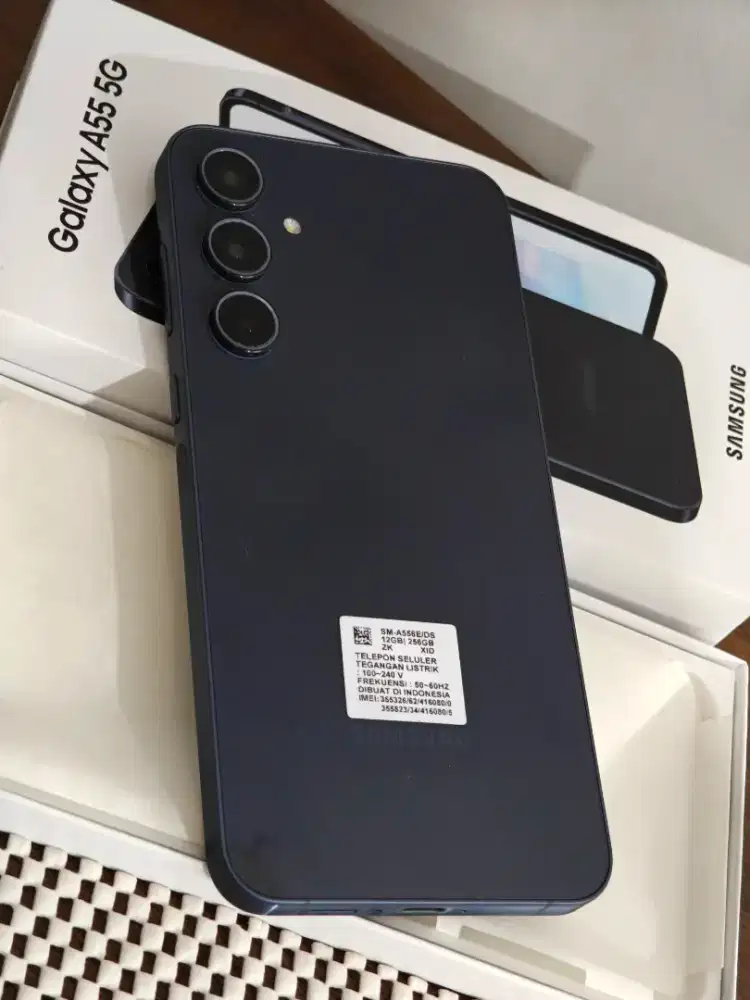 Samsung A55 5G 12/256 bekas resmi sein