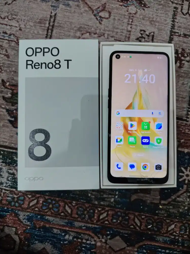 Oppo Reno 8T 4G Ram 8GB Internal 256GB