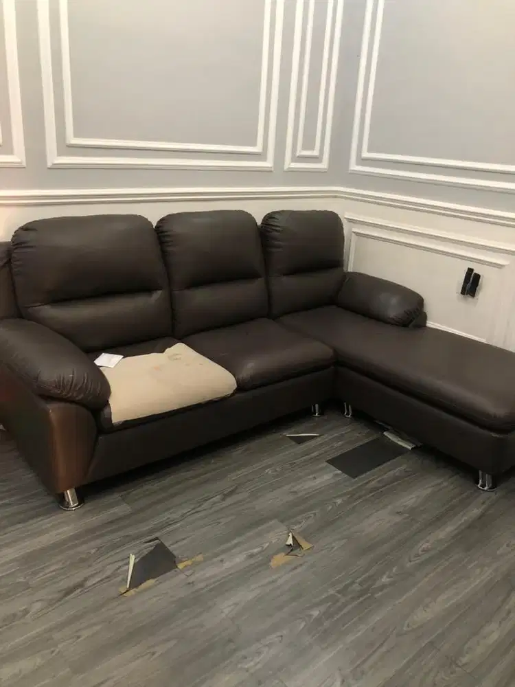 Sofa L Sudut Minimalis Kulit Sintetis (Oscar) Cokelat Tua / Dark Brown