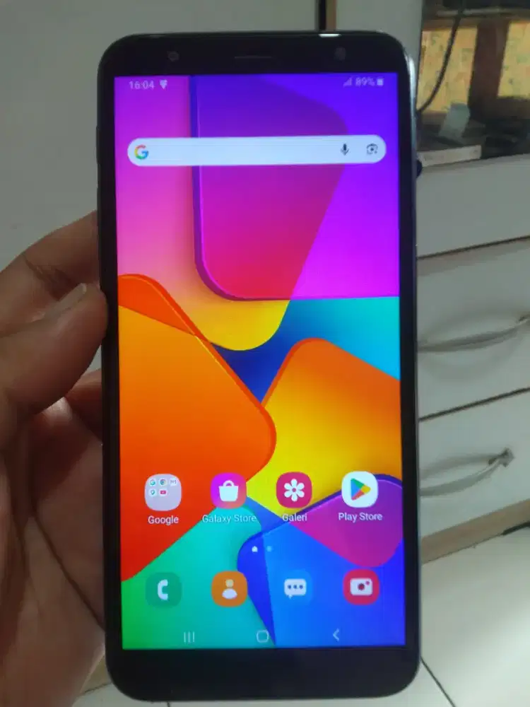 Samsung galaxy J6+ 4G 4/64 layar 6 inchi amoled
